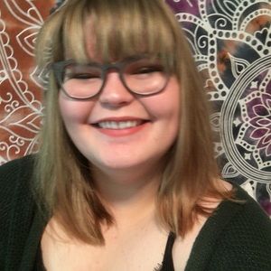 Meet your Posher, Casey